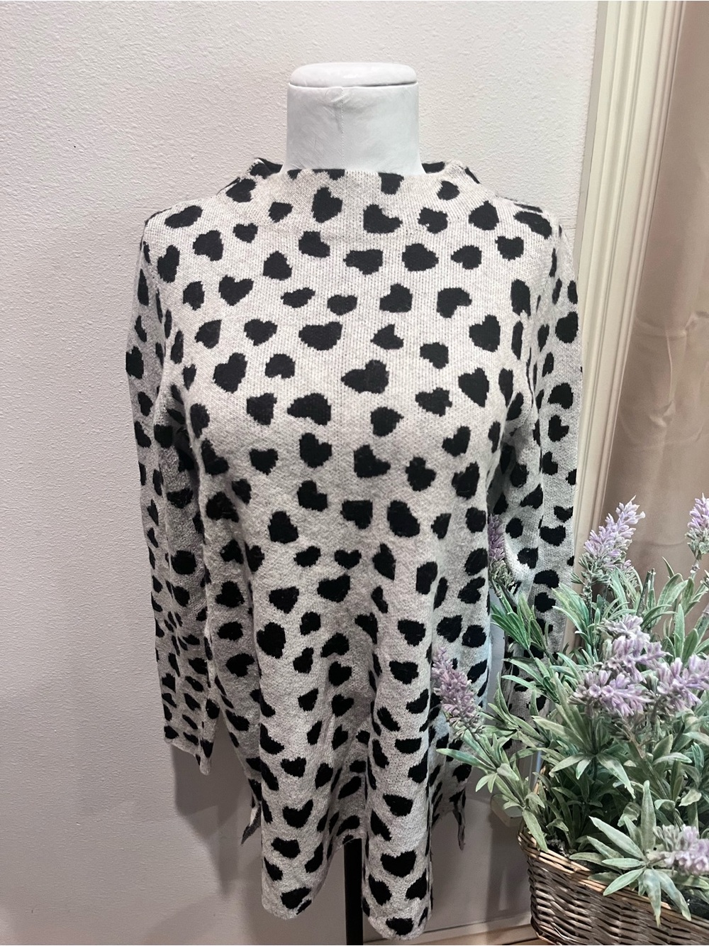 Loft Hearts Sweater